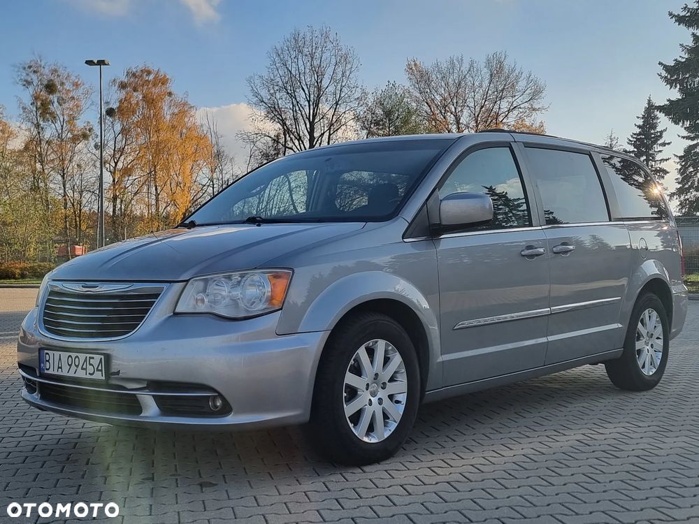 Chrysler Town & Country 3.6 Touring - 2