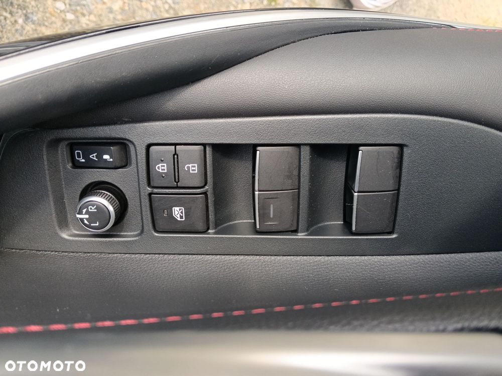 Toyota Corolla 1.8 Hybrid GR Sport Dynamic - 14
