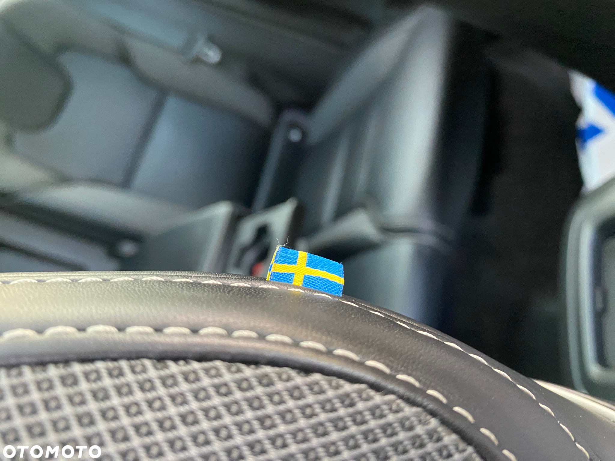 Volvo XC 60 B4 D Geartronic RDesign - 12
