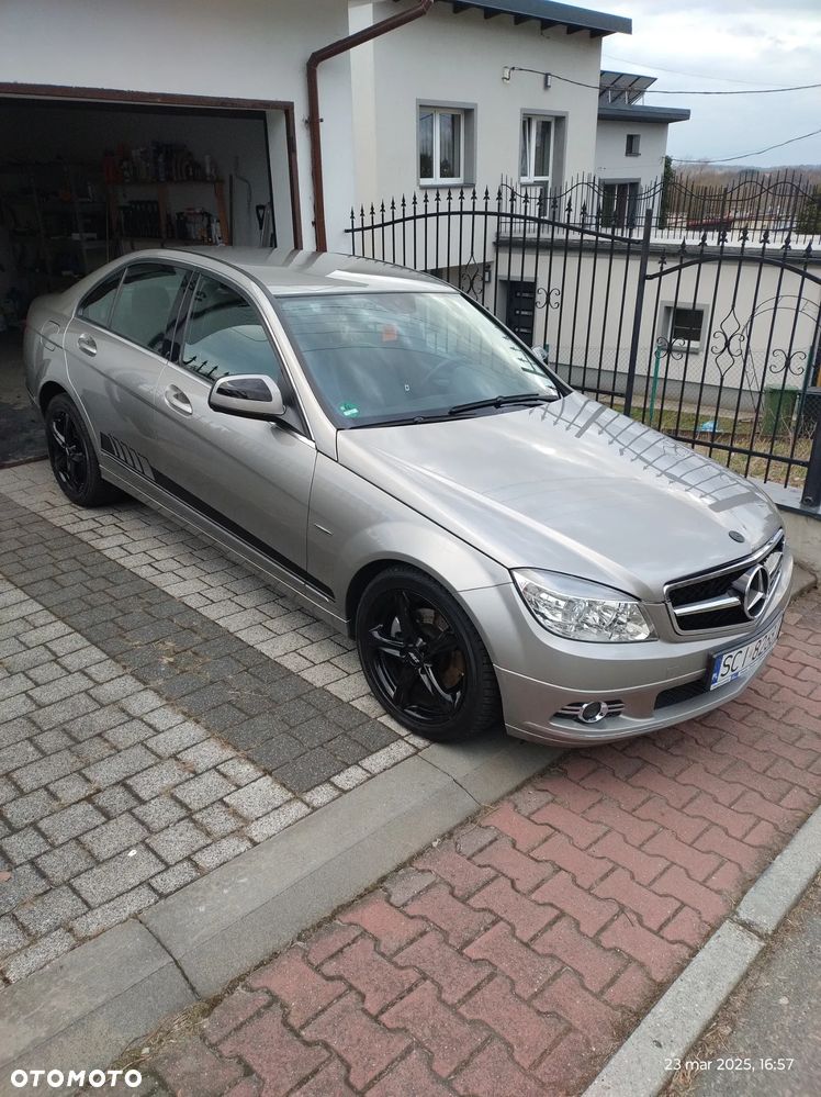 Mercedes-Benz Klasa C - 39