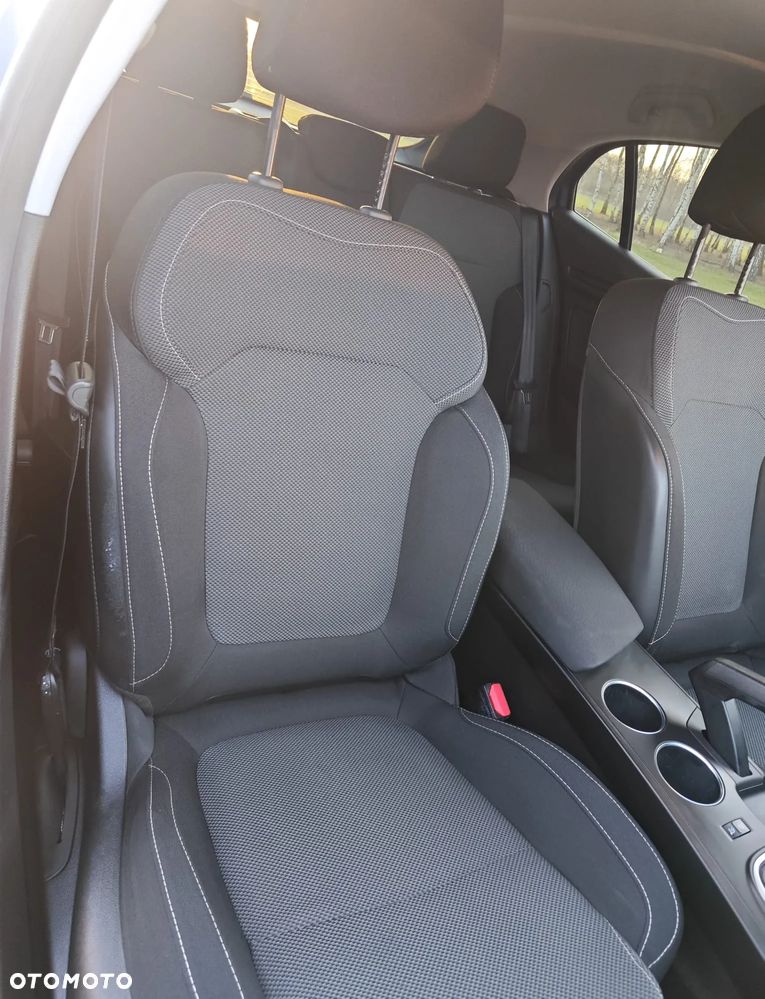 Renault Megane 1.2 Energy TCe Life - 18