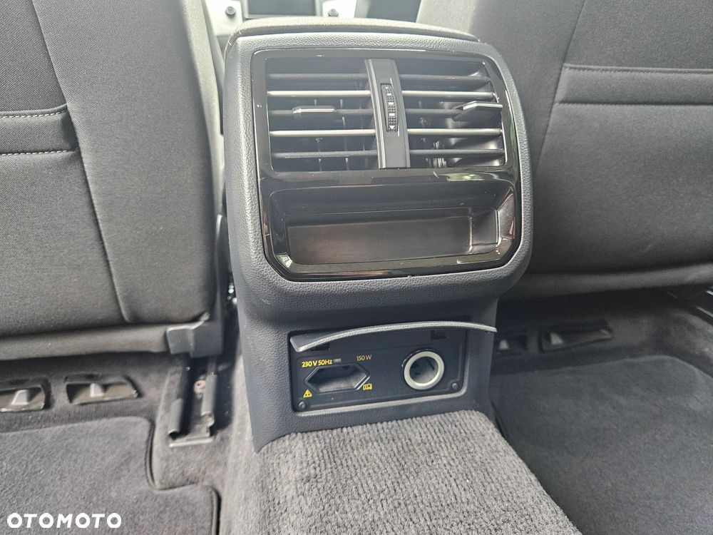 Volkswagen Passat - 18