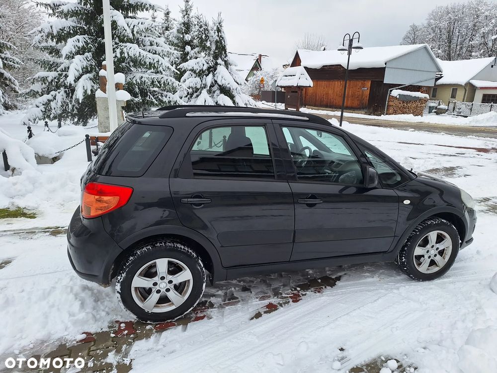 Suzuki SX4 Classic 1.6 VVT 4x4 Club - 4