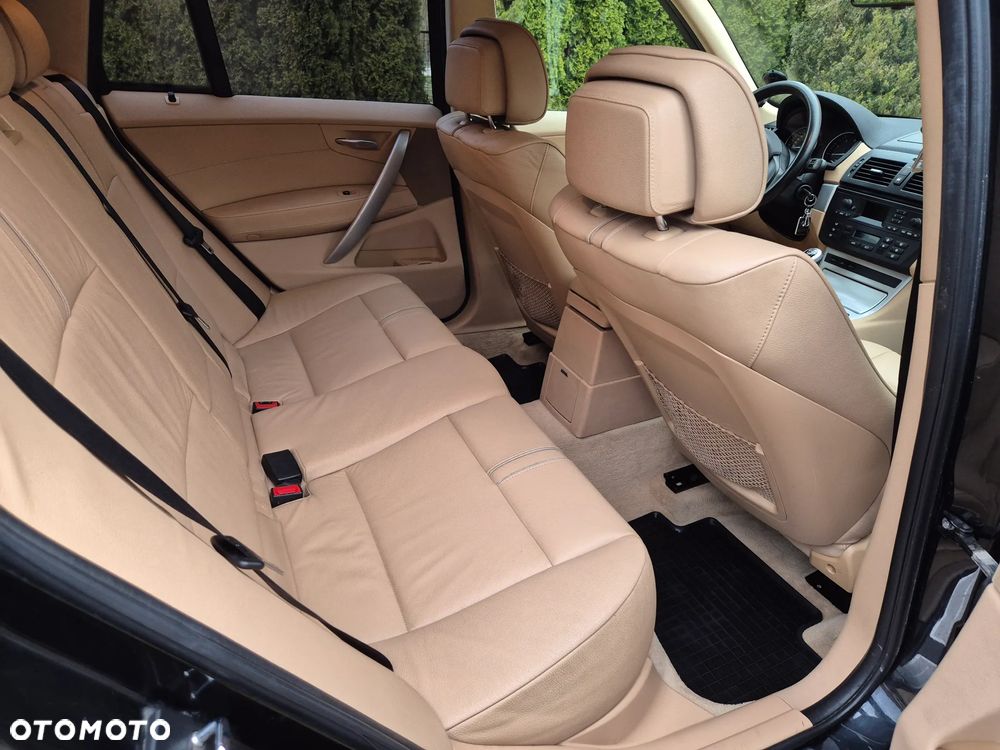 BMW X3 xDrive20d - 12