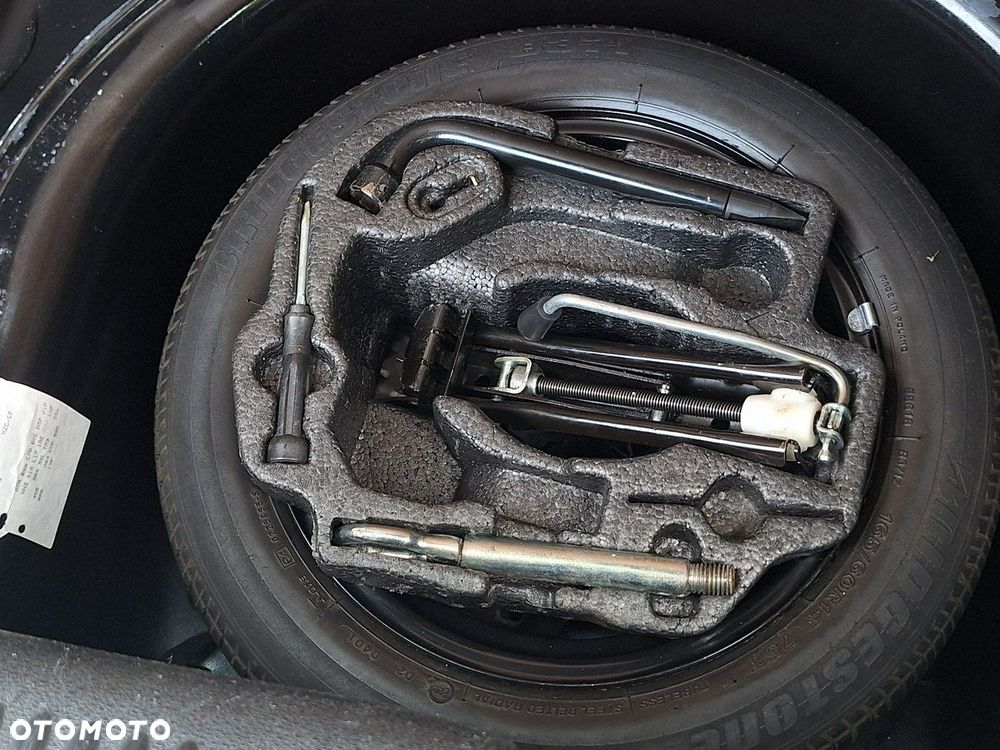 Volkswagen Fox - 10