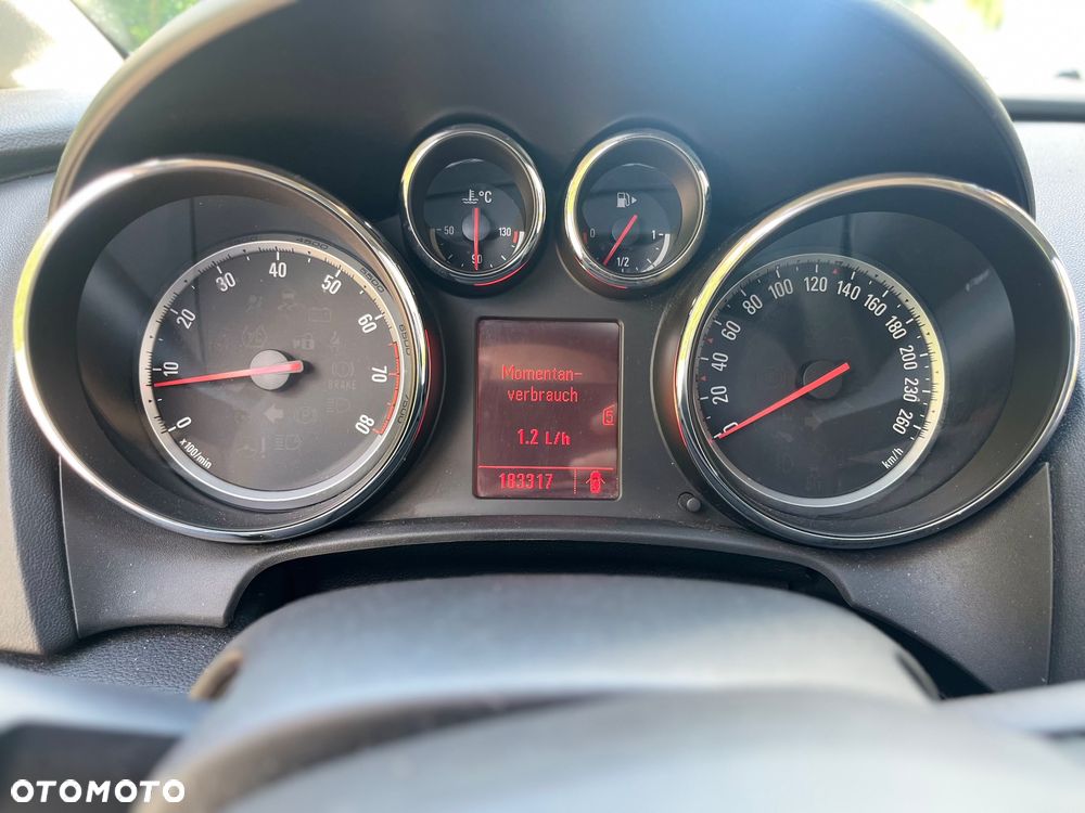 Opel Astra 1.6 Design Edition - 18