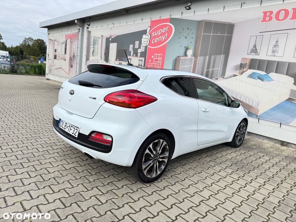 Kia ProCeed - 5