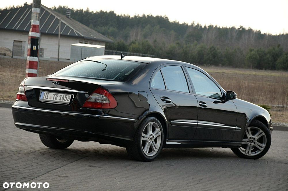 Mercedes-Benz Klasa E - 12