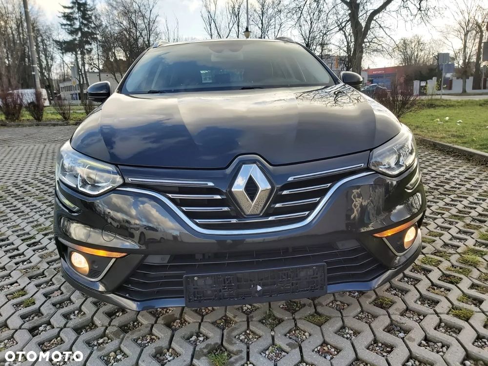 Renault Megane ENERGY TCe 130 BOSE EDITION - 32