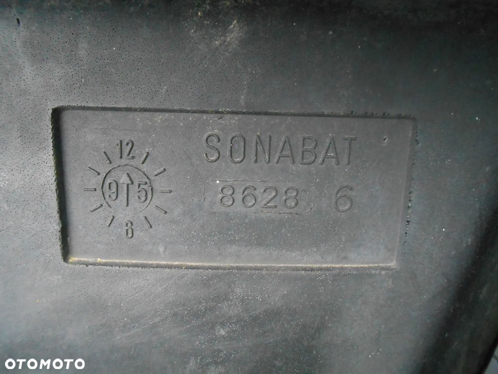 Zbiornik paliwa dolny 65L Massey Ferguson 6180 - 2
