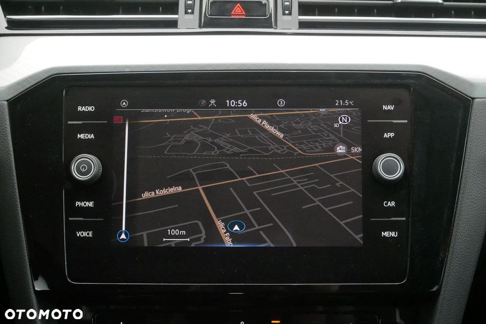 Volkswagen Passat Variant 2.0 TSI Business DSG - 20