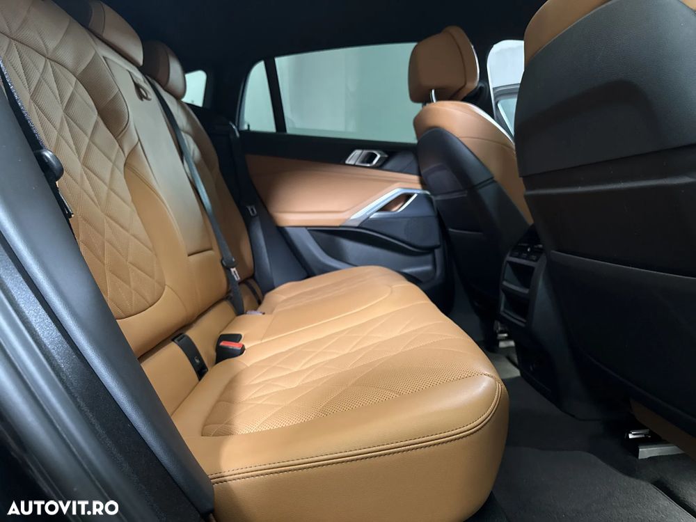 BMW X6 xDrive30d - 13