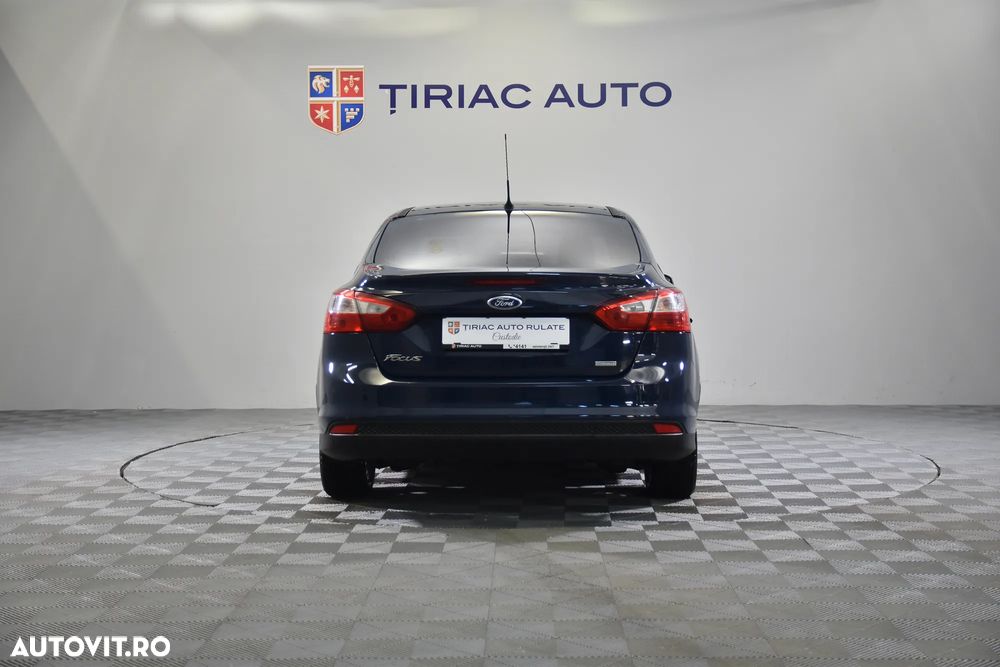 Ford Focus - 4