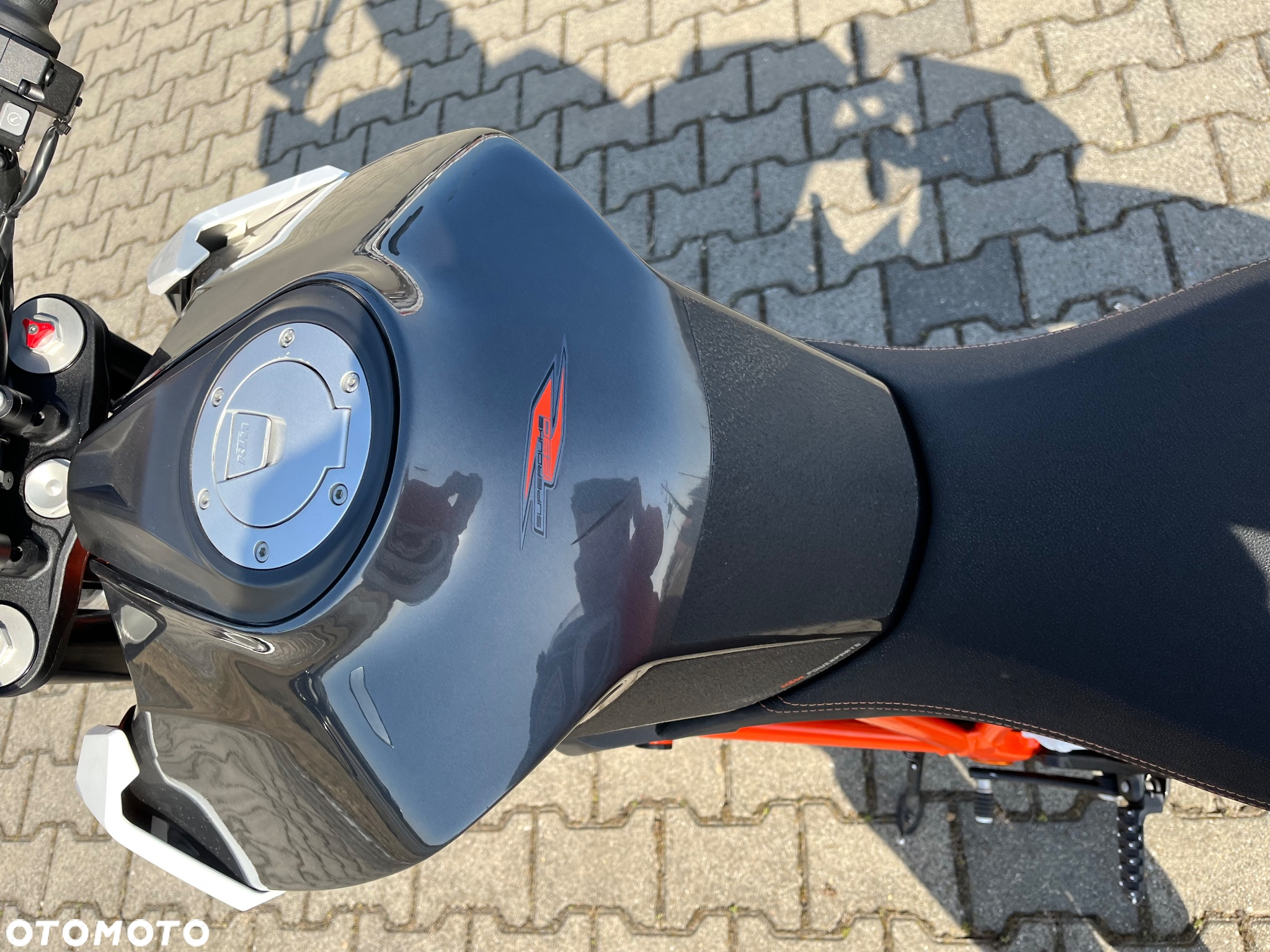 KTM Super Duke - 13