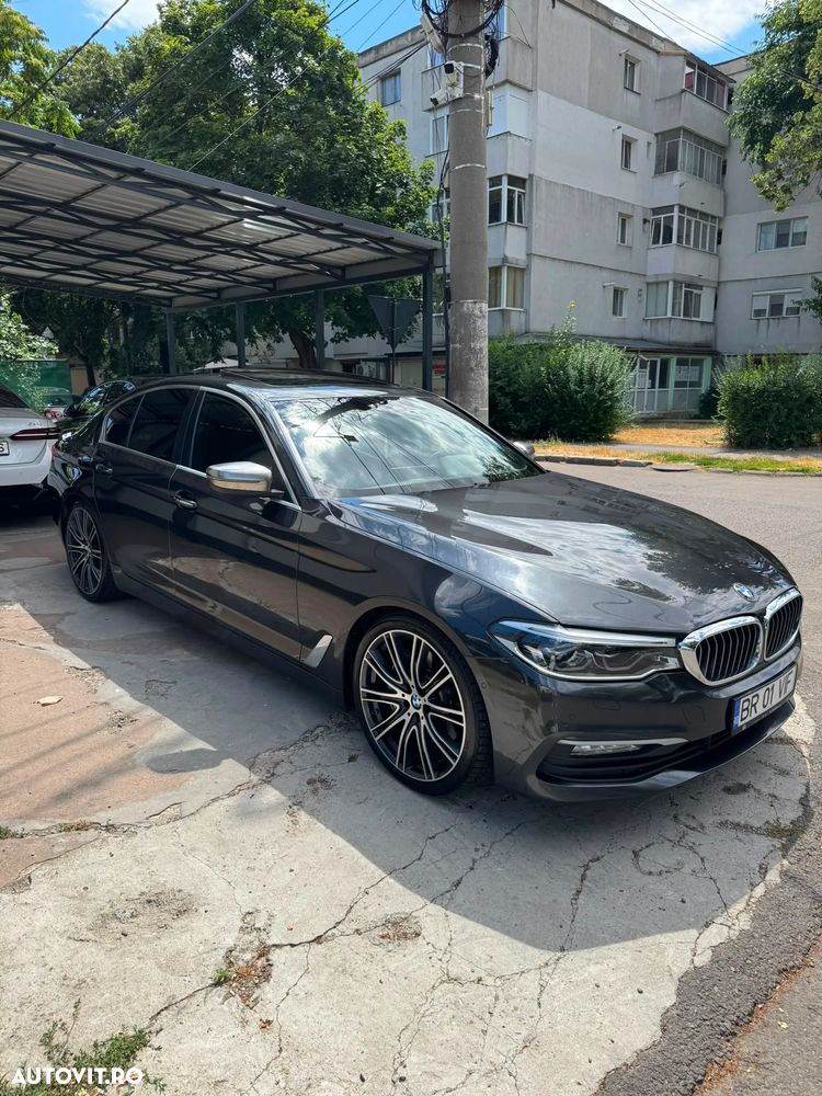 BMW Seria 5 540i AT - 4