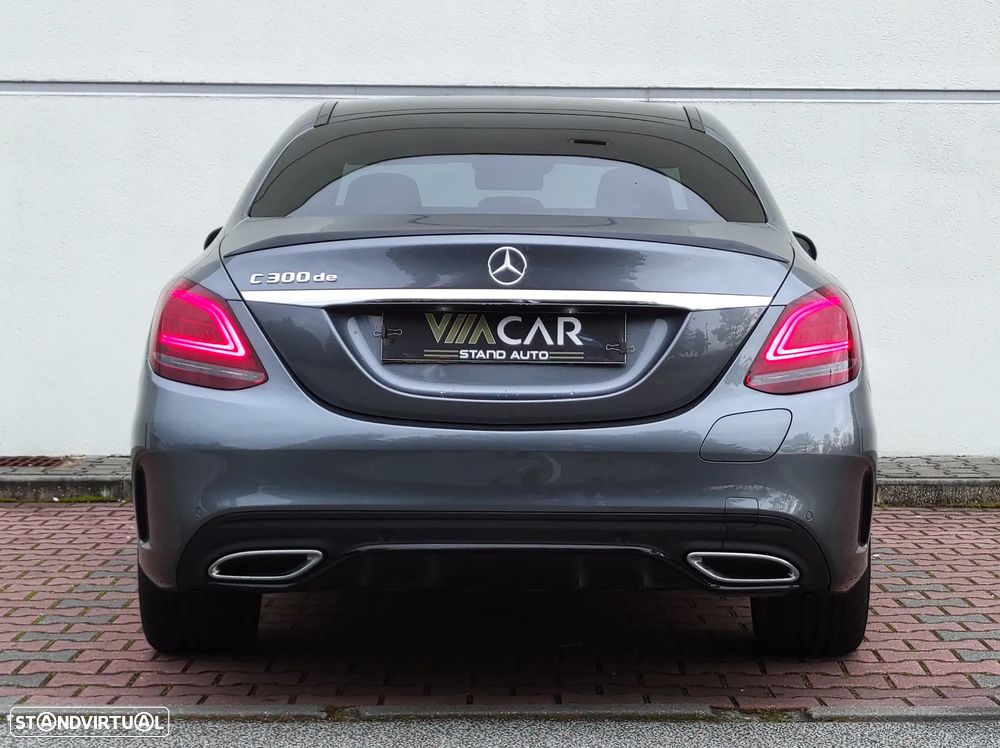 Mercedes-Benz C 300 de AMG Line - 9