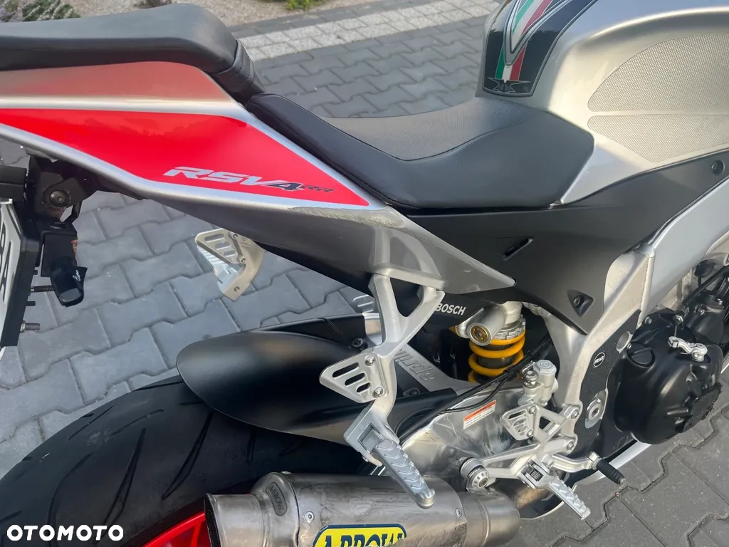 Aprilia RSV - 22