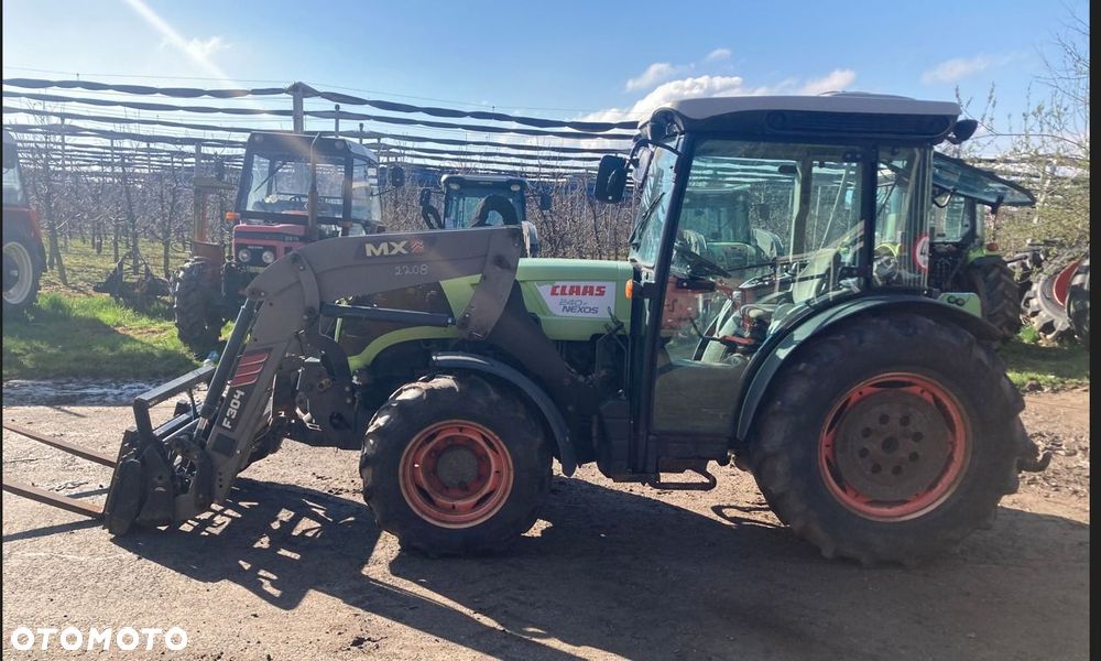 Claas Nexos 240F 4X4 - 6