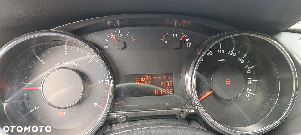 Peugeot 3008 2.0 BlueHDi Style - 5