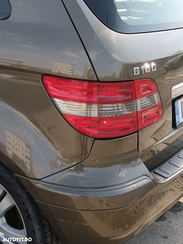 Mercedes-Benz B 180 Standard - 11