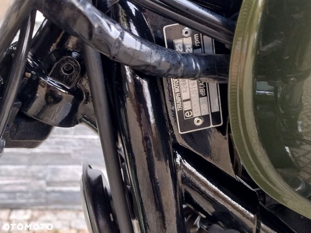 Triumph Thruxton - 28
