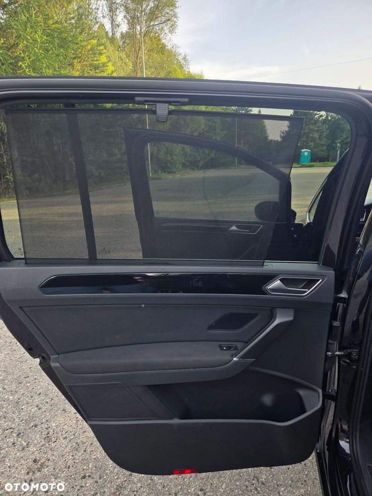 Volkswagen Touran 2.0 TDI BMT Highline - 19