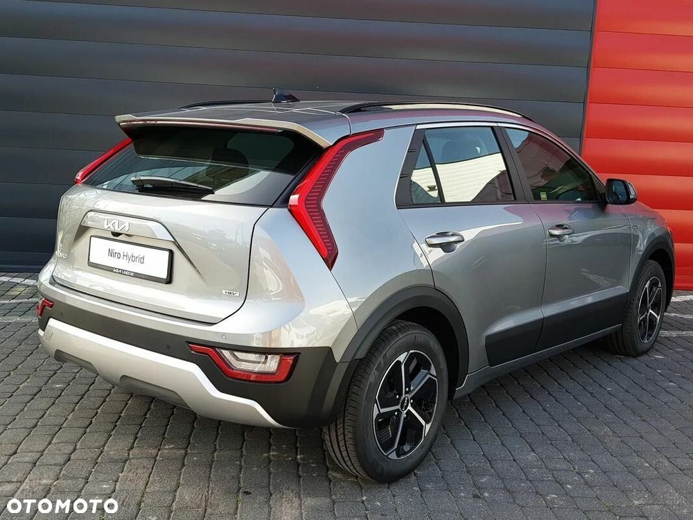 Kia Niro 1.6 GDI Hybrid M - 6