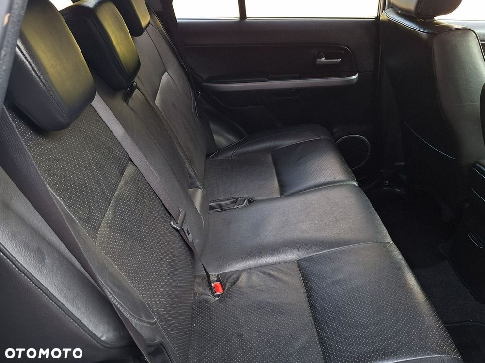 Suzuki Grand Vitara - 10