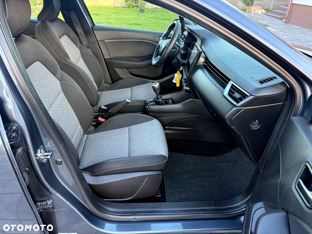 Renault Clio TCe 90 EVOLUTION - 18