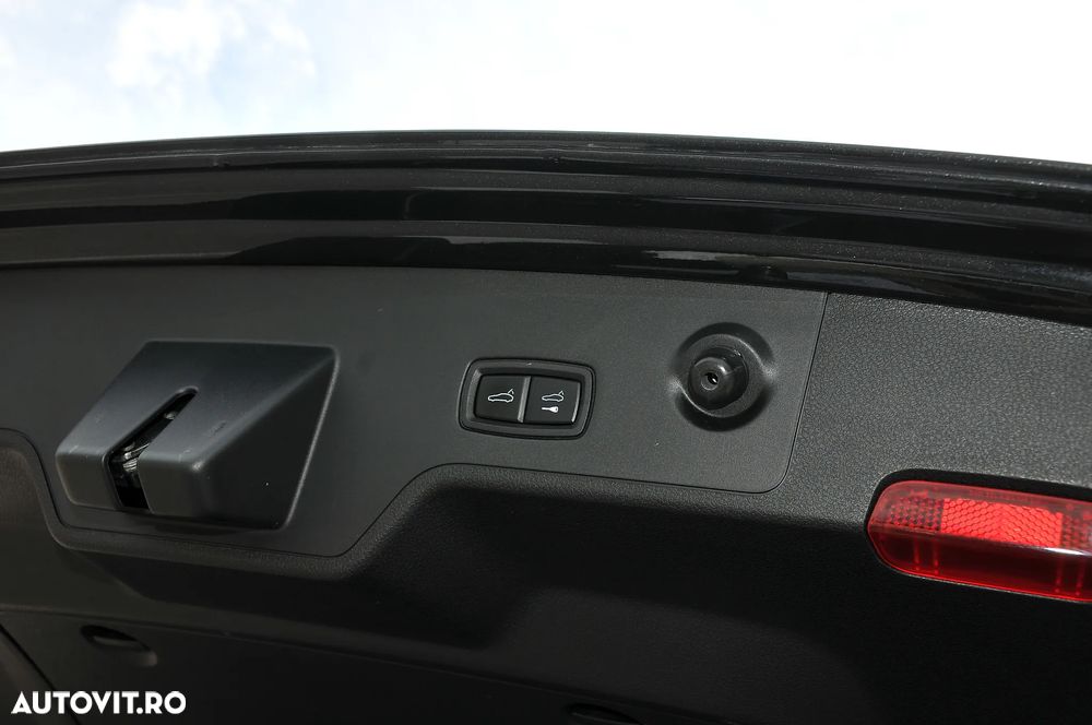 Porsche Panamera 4 Platinum Edition - 14