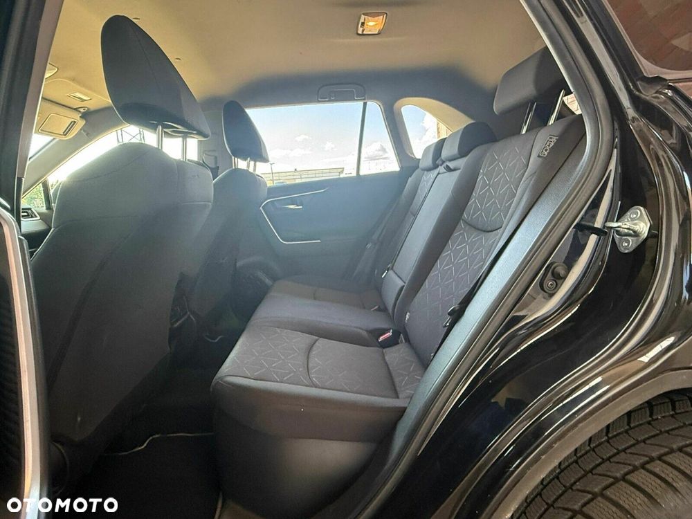 Toyota RAV4 - 11