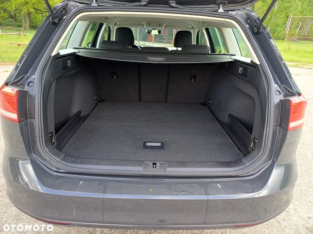 Volkswagen Passat Variant 2.0 TDI SCR DSG Comfortline - 28