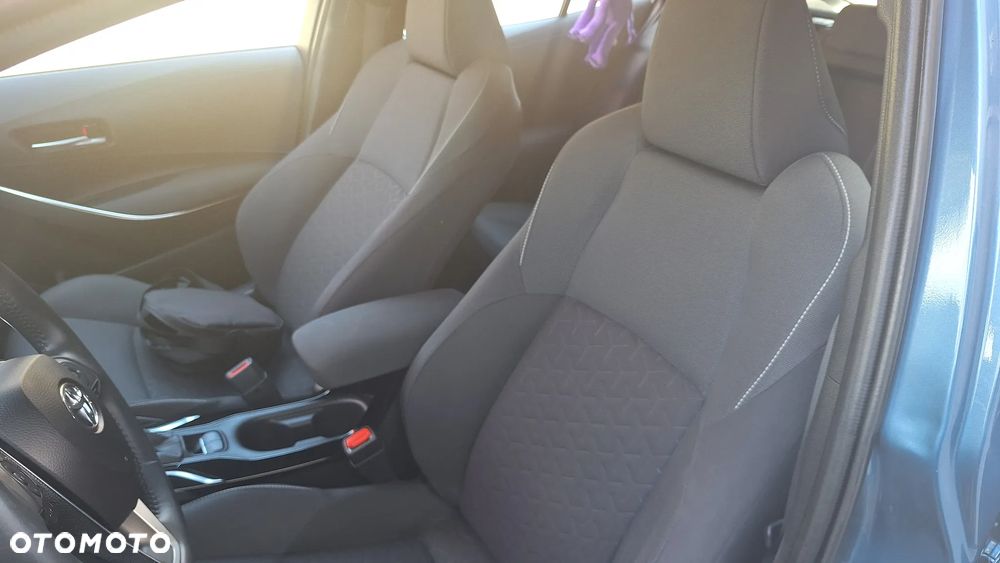 Toyota Corolla 1.8 Hybrid Comfort - 21