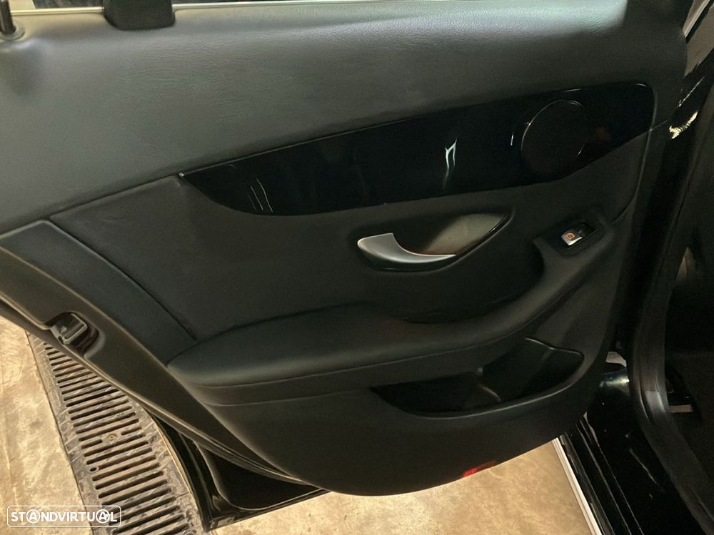 Mercedes-Benz C 300 - 22