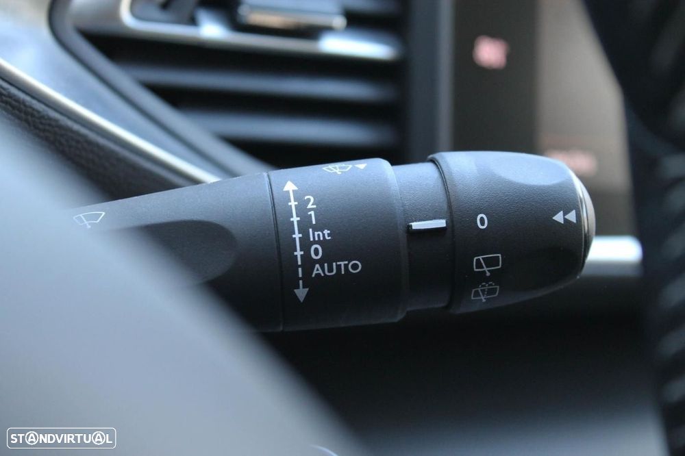 Peugeot 308 SW 1.5 BlueHDi Style - 24