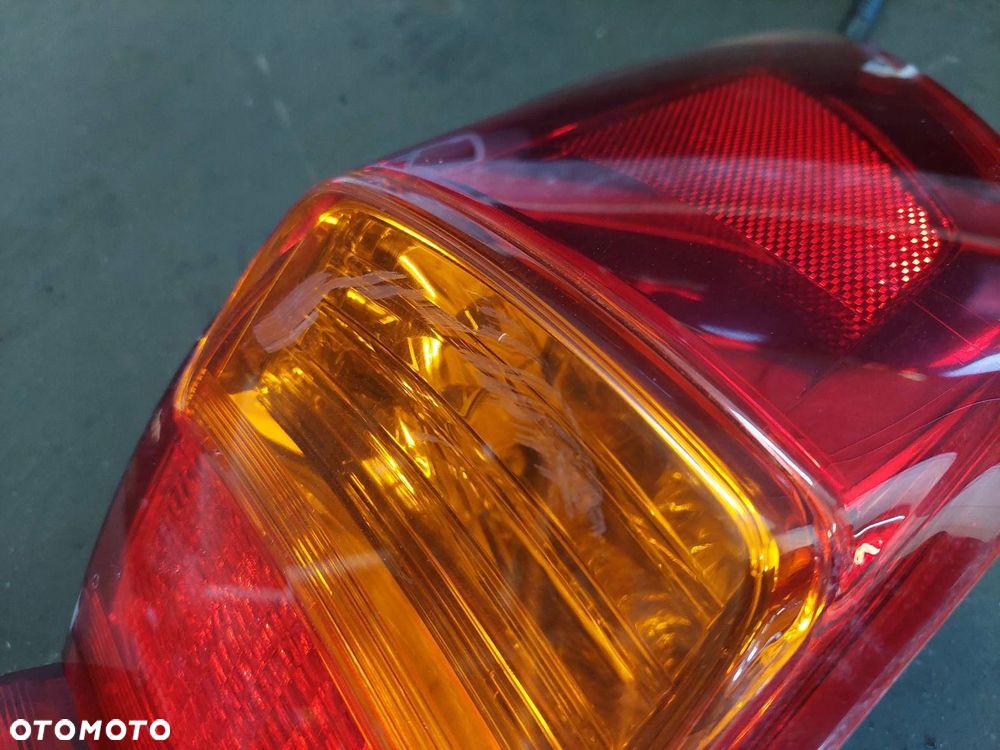 KOMPLETNY TYŁ LEXUS IS II 1G0 KLAPA ZDERZAK LAMPY - 4