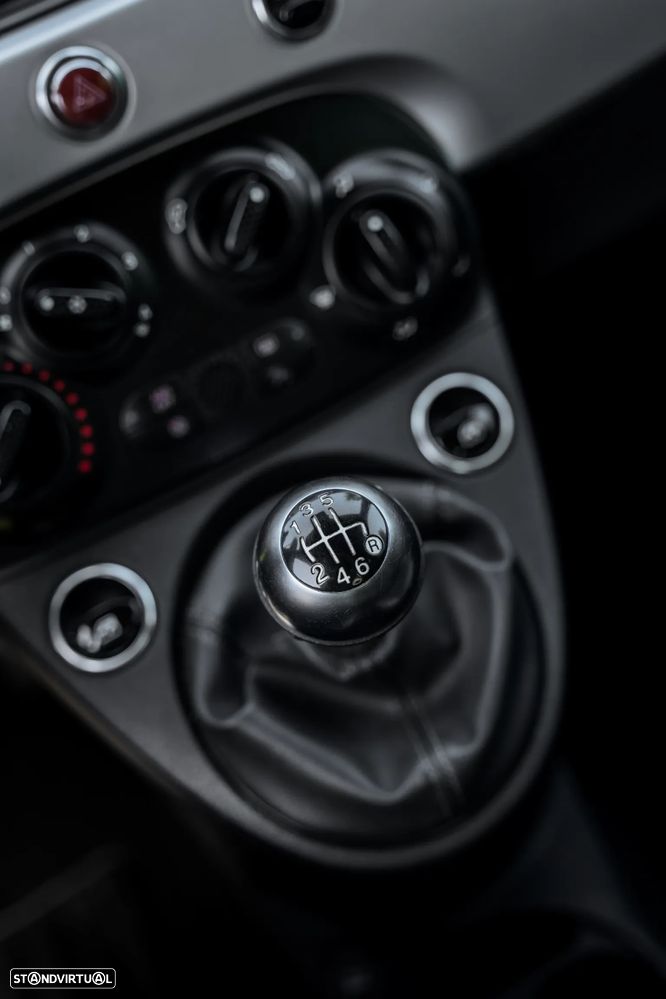 Fiat 500C 1.0 Hybrid Connect - 38