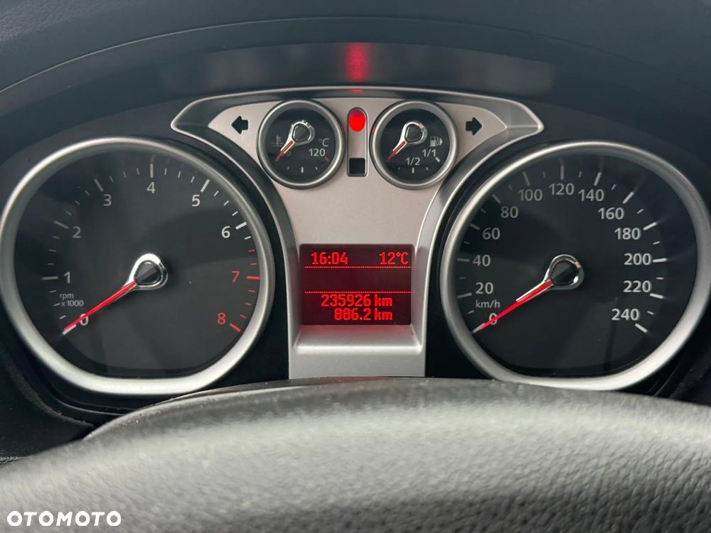 Ford Focus 1.6 16V Ambiente - 13