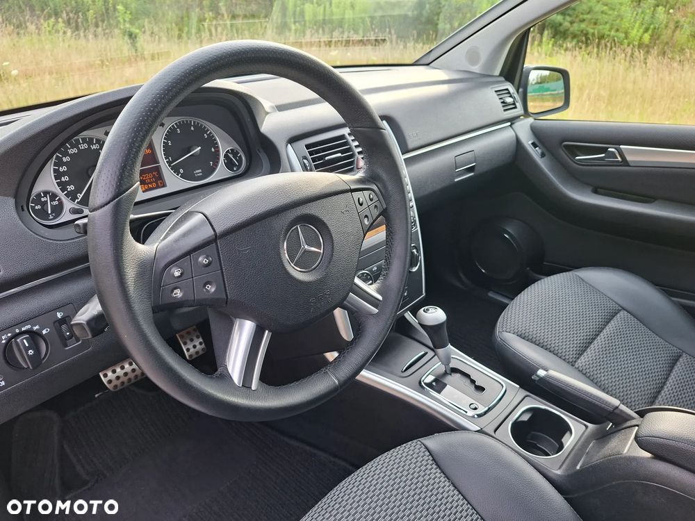 Mercedes-Benz Klasa B 170 Autotronic Grand Edition - 22