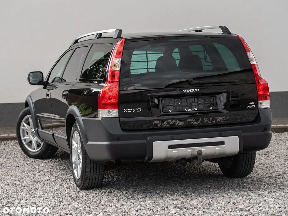 Volvo XC 70 D5 AWD Kinetic - 8