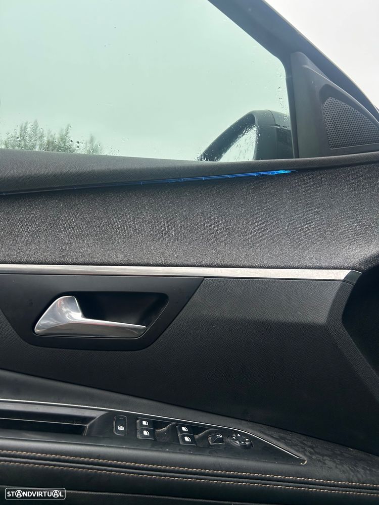 Peugeot 5008 1.2 PureTech Active - 5