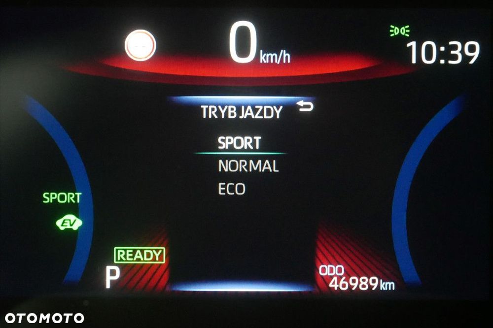 Toyota Corolla 1.8 Hybrid Comfort - 22