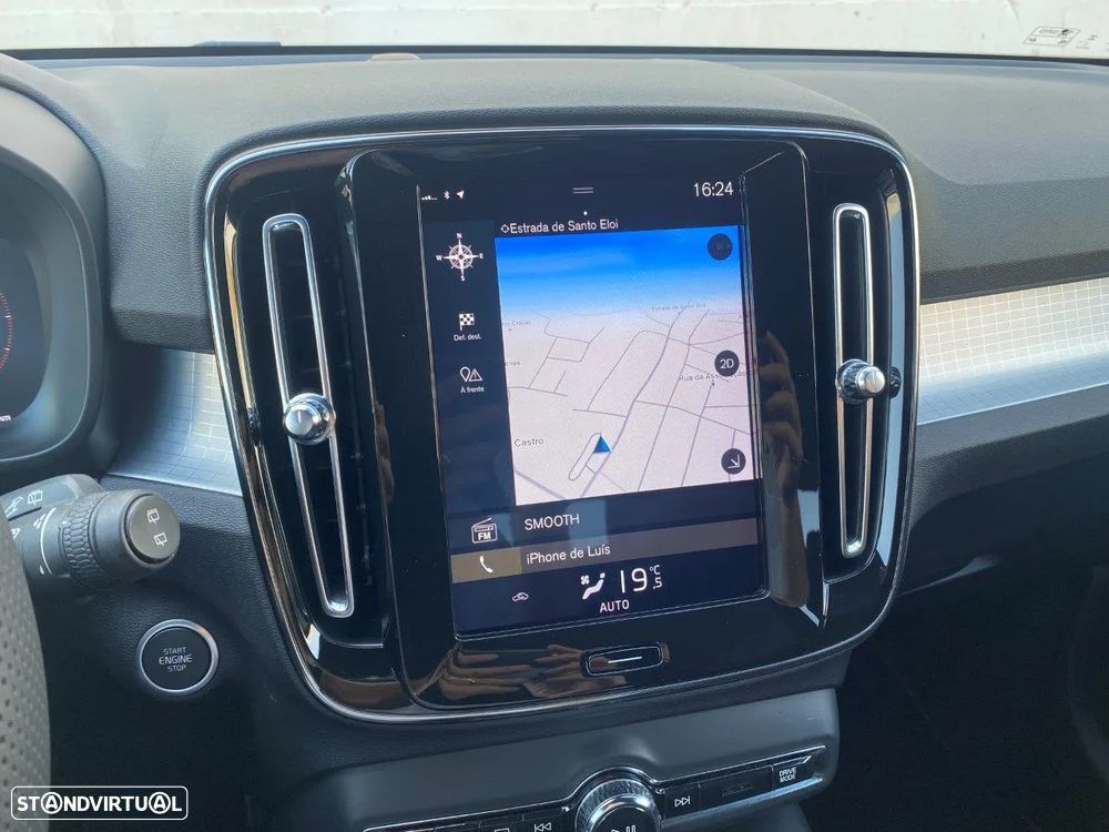 Volvo XC 40 2.0 D3 Momentum Plus - 17