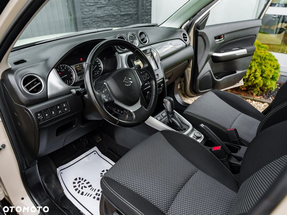Suzuki Vitara 1.6 Premium 4WD - 18
