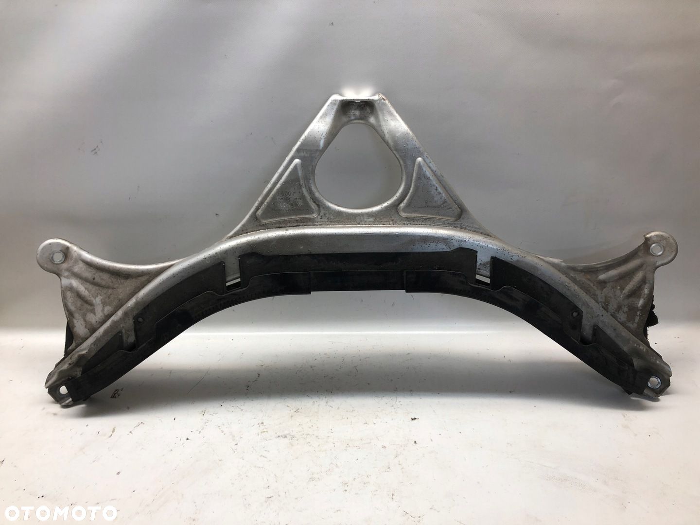 BELKA WSPORNIK POPRZECZNY AUDI A6 C7 4G0805645C - 1