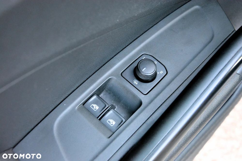 Skoda Fabia 1.0 Ambition - 17