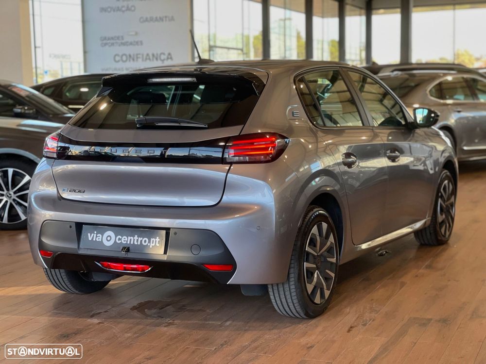 Peugeot E-208 2024 photo 2