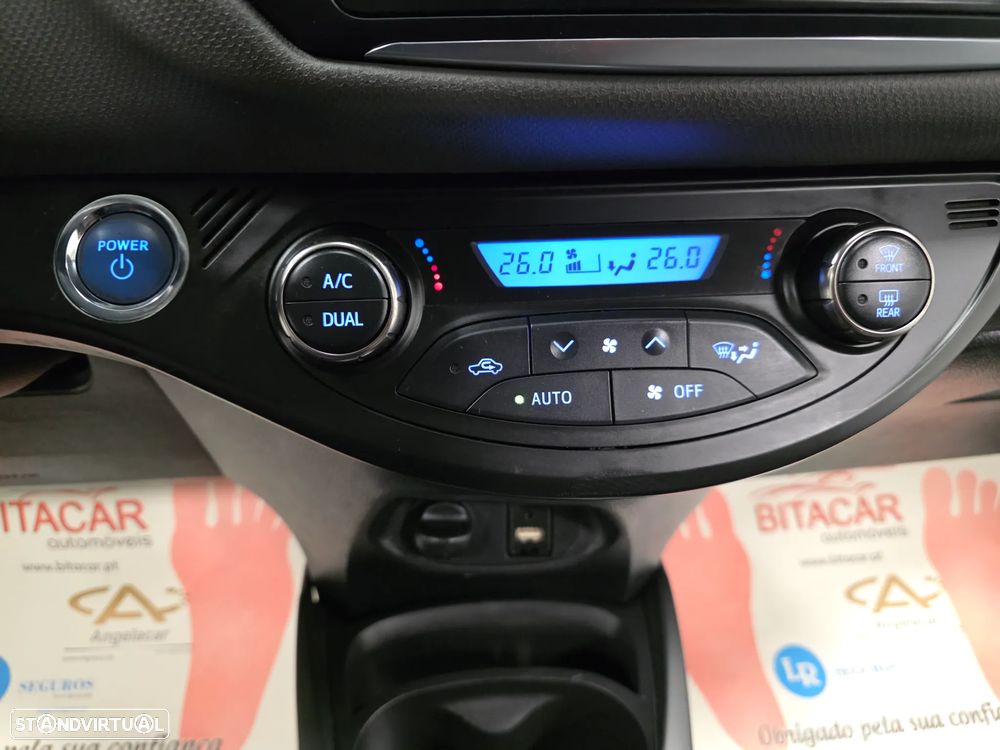 Toyota Yaris 1.5 HSD Comfort+P.Style - 58