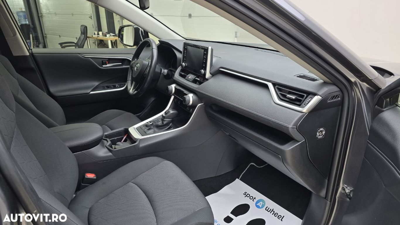 Toyota RAV4 - 20