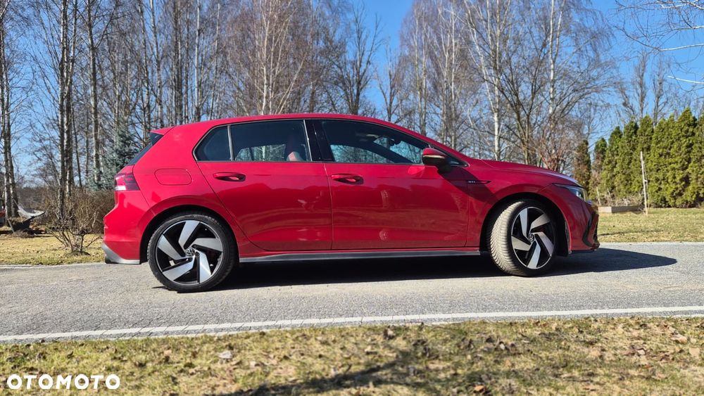 Volkswagen Golf - 11